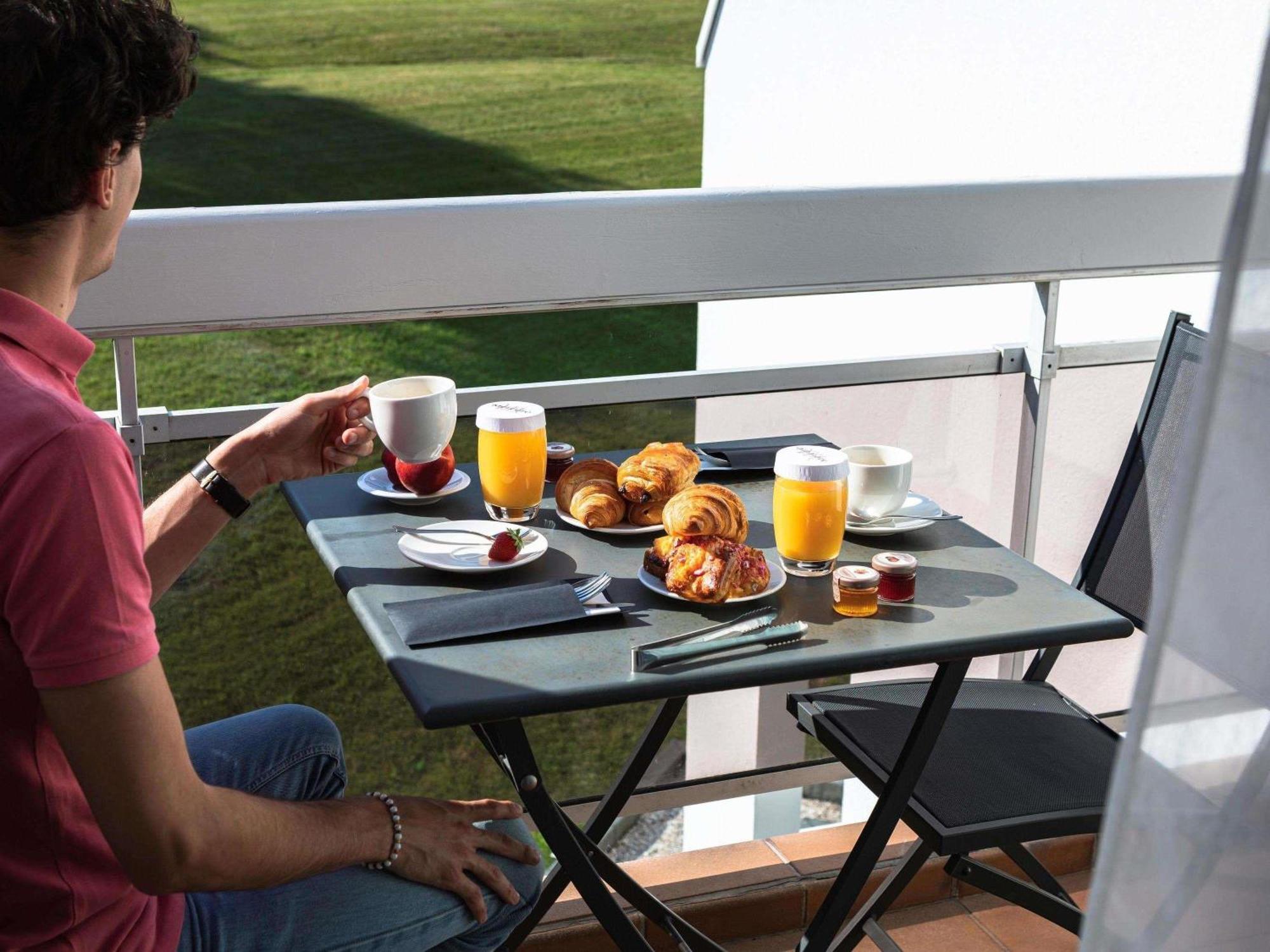 Mercure Aix-Les-Bains Domaine De Marlioz Hotel & Spa Bagian luar foto